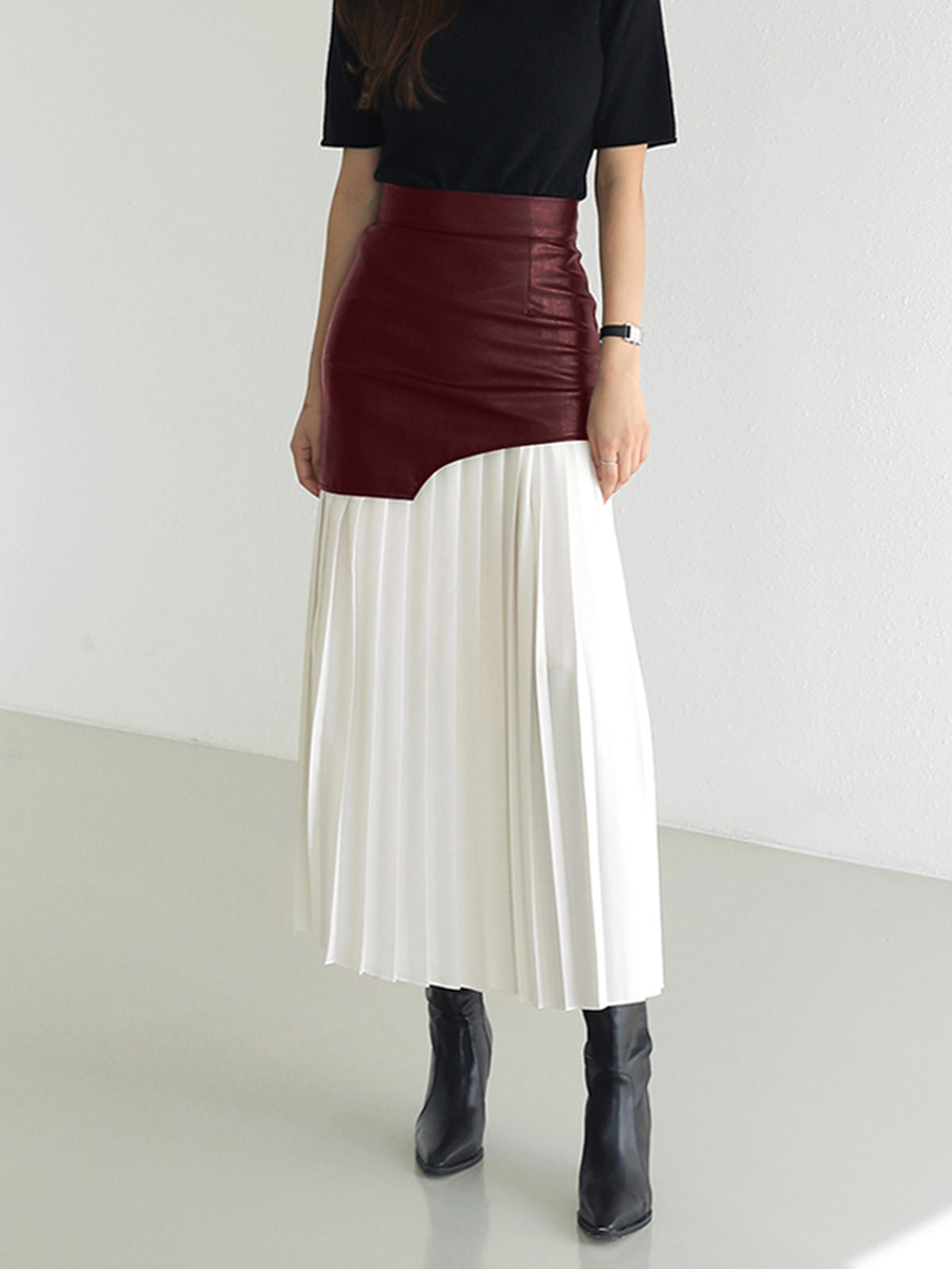 Lunessa pleated midi skirt