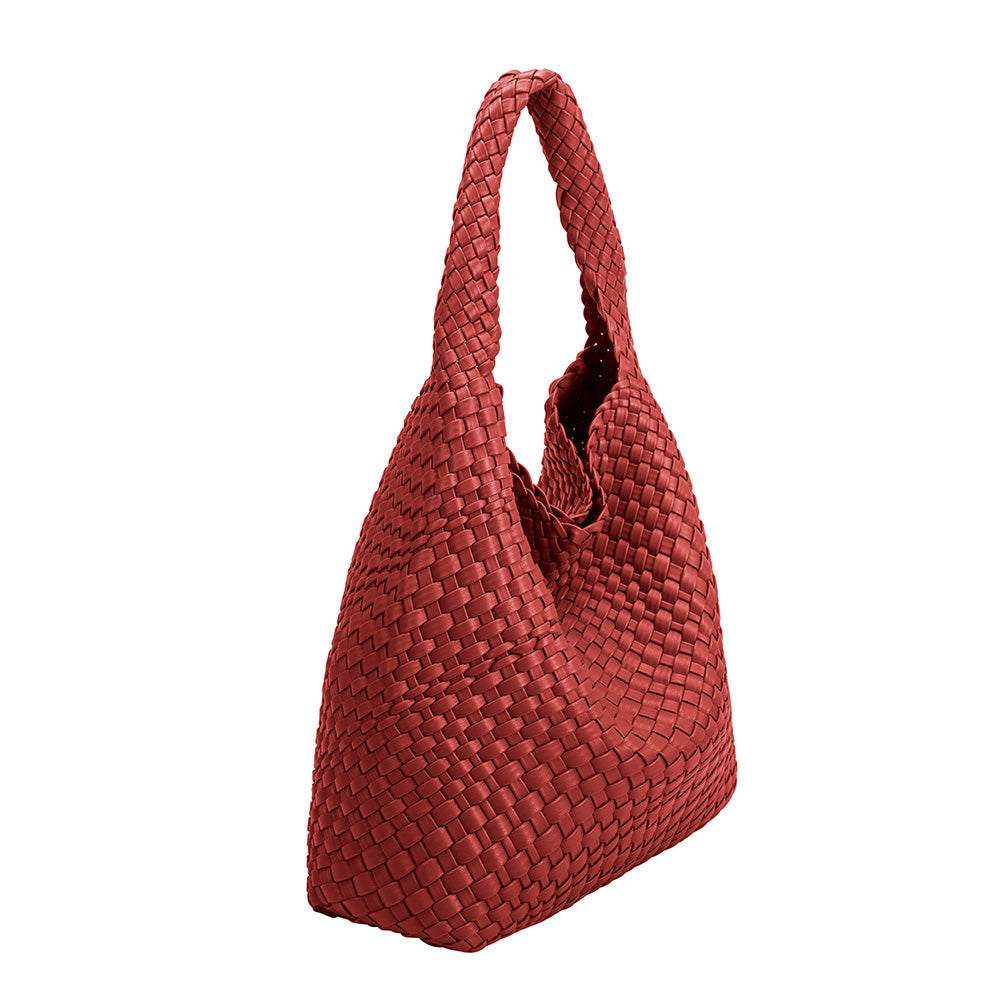 Aelthara red recycled vegan shoulder bag